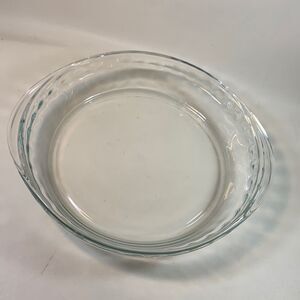 9 1/2 Inches Glass Pie Plate Fluted 2 Handles Mexico Heavy Durable Baking Home